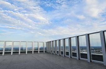 Golden Horizon Hanza Tower - SPA & Sky View - Foto 2