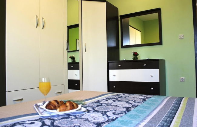 Schöne Ferienwohnung mit Terrasse, Roses - Foto 3