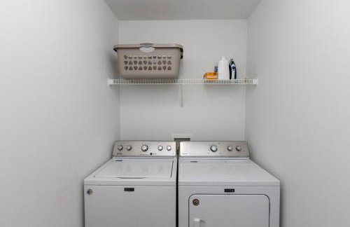 Welcome Families and Pets! 30 nights Entire Home - Foto 28