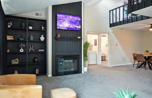 Stylish 2BR Loft Near ISU Hospitals & Downtown - Foto 4