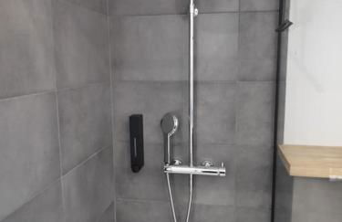 Maison indépendante avec terrasse, jardin & parking privé - Foto 6