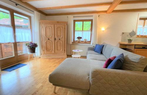 Ferienwohnungen Alpentraum - Tiefengrün und Tiefenblau - Photo 14