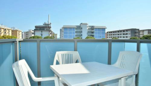 Comfy Flat for 6 Guests in Bibione-beahost - Foto 2, furniture