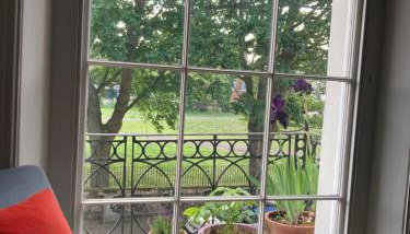 Beautiful, airy flat with Park views - Foto 4