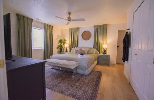 Bohemian ChiC SpaCation-Private HotTub-Close to Downtown-No Pet Fee! - Foto 36