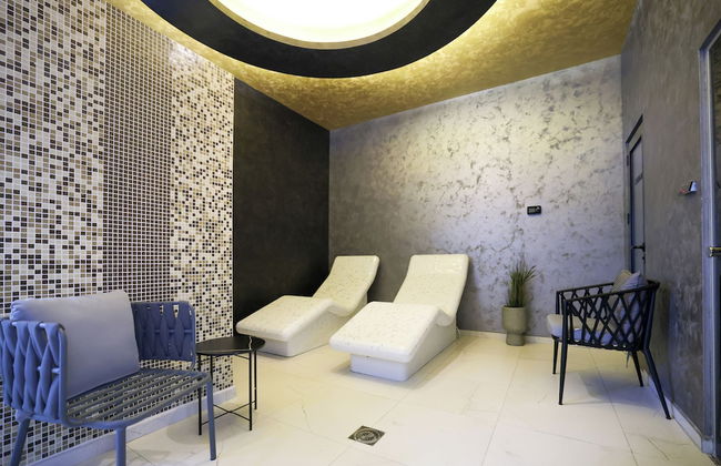 Nest Suites - Photo 50