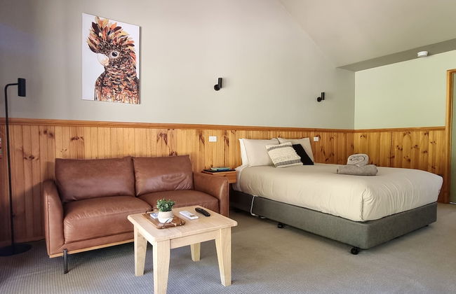 D'Altons Studios - Photo 9