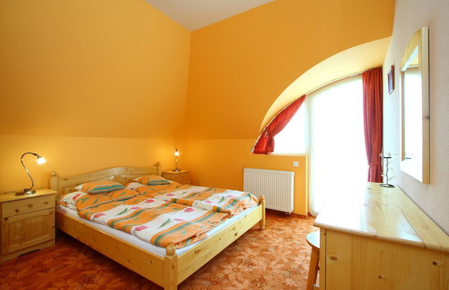 Levendula Apartman - Photo 4