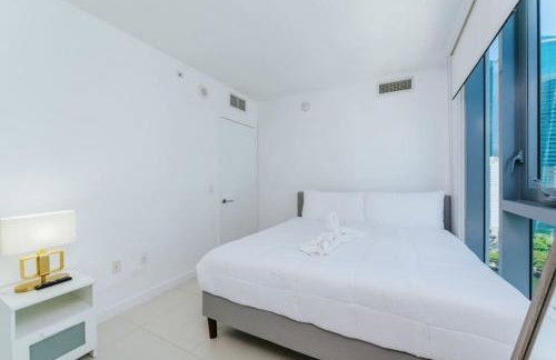 Exclusive, Amazing, Bright and Spacious at Brickell - Foto 8