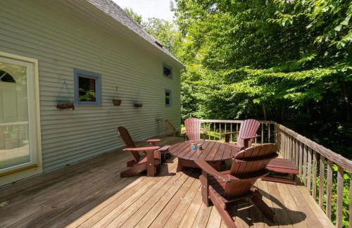 Berkshire Vacation Rentals: Pristine Home In Becket Woods - Foto 14