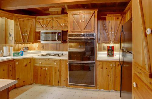 Pet-Friendly Bayfield Cabin with Game Room and Hot Tub - Foto 12