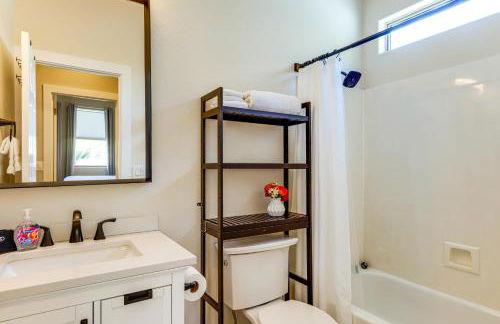 Putting Green, Pool Table! West Valley Family Home - Foto 25