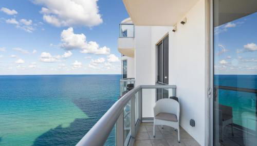 Luxury Top-Level Oasis - Oceanfront Views & Resort Perks - Foto 5