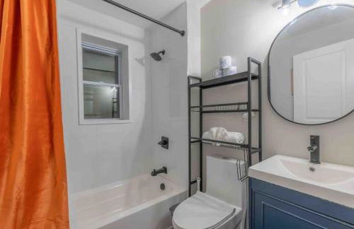 2 Days Stay Get 40 percent OFF for, Sleeps 6 & 2 Queen - Photo 5