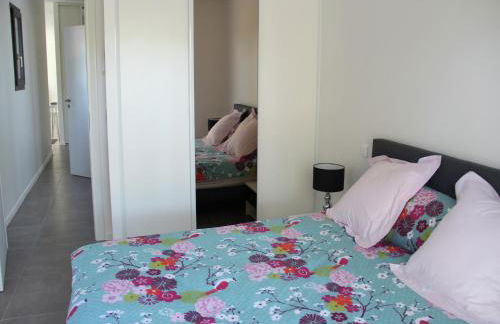 State of the Art Fixtures Villa in Vidauban with Pool - Photo 52