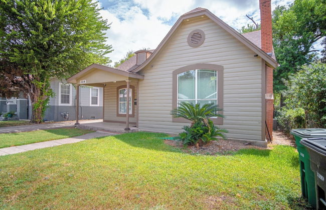 Large 3br/2ba Family Home W/patio Near Downtown! - Foto 26