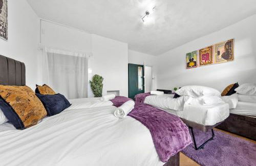 Spacious 3 beds home Close to Southampton GENERAL HOSPITAL - sleep 9 - Free Parking - Pool table - 2 Large TVs - Foto 53