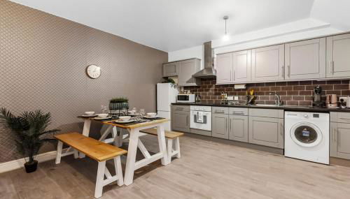 Charming 3BR Flat with Ensuite Master and Balcony - Foto 2