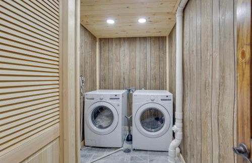 Peaceful Wyoming Cabin with Spacious Deck and Wet Bar! - Foto 32