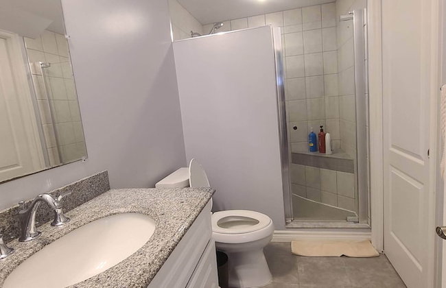 Spacious 2 BR, 3 Beds, Sleeps 6, Kitchen, Laundry - Foto 10