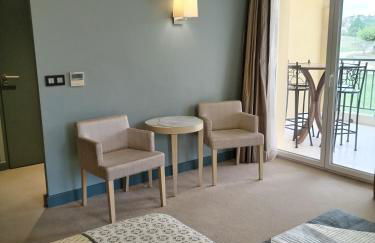 Suite Deluxe vue sur Golf - Photo 8