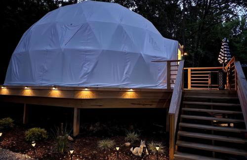 Bunny Bungalow Romantic Getaway in a Spacious Geodome - Foto 27