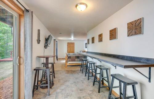 Pet-Friendly Wisconsin Cabin on Lake with Fire Pit! - Foto 41