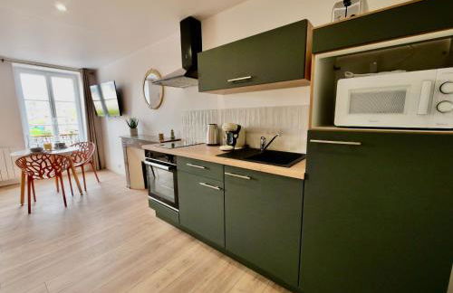 D-Day Suites - Photo 48