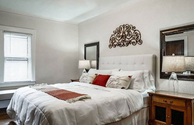 Glamorous Green Beauty in the Heart of University District 15min to Downtown - Foto 29