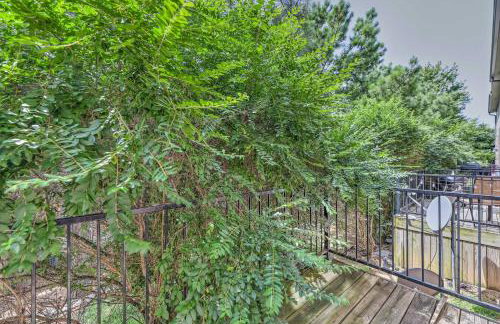 Charming Springdale Townhome about 5 Mi to Dtwn! - Foto 14