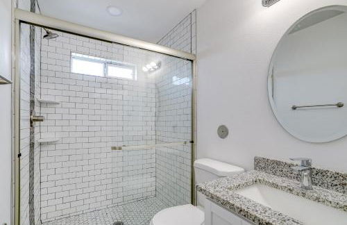 Sleek and Modern El Paso Retreat about 6 Mi to Downtown! - Foto 19