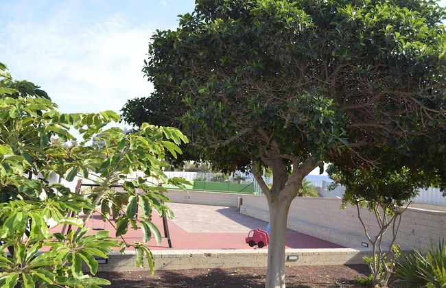 Beautiful Duplex Facing The Beach - Photo 23