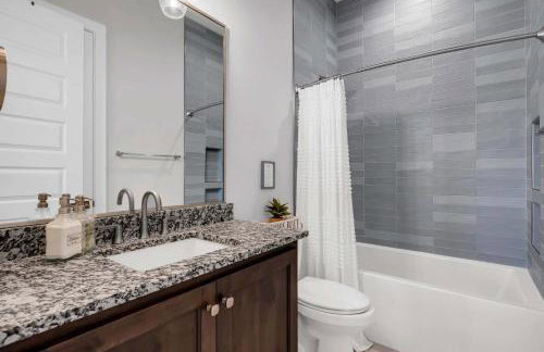 Lakeside 499 and Concierge Services - Photo 37