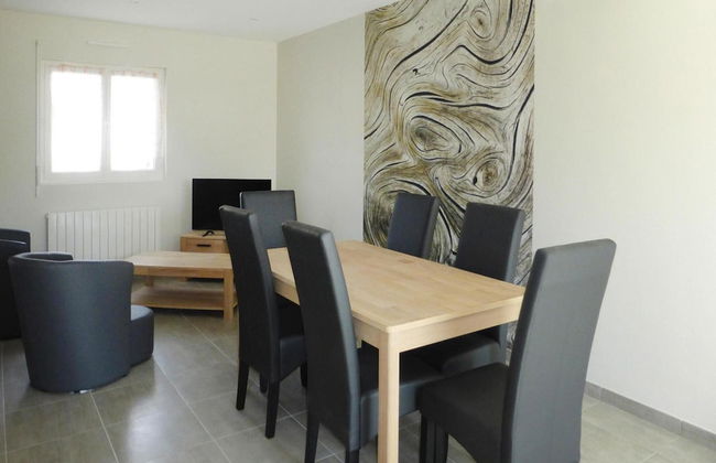 Modern Semi-detached House With Terrace - Photo 9