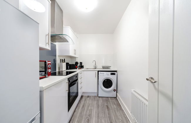 Whitchurch 2 Bedroom Flat near Hospital - Foto 11