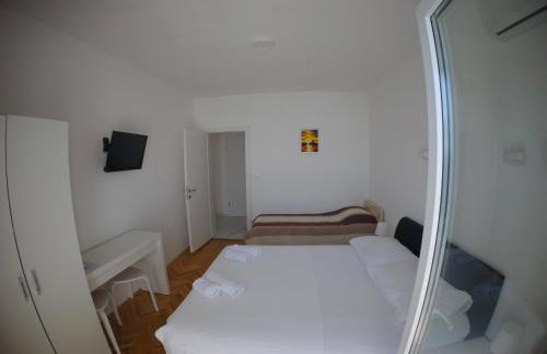 Apartments and Rooms Špiro - Photo 66