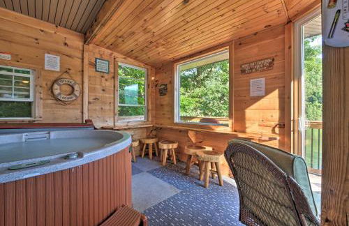 Tenn River Cabin with Hot Tub - 10 Mi to Chattanooga - Foto 26