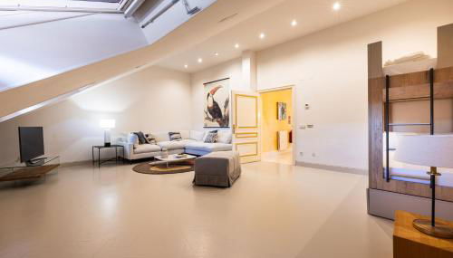 CASA CON PISCINA EN EL CENTRO - Foto 4