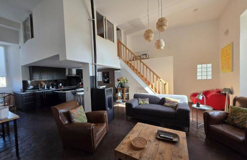 Monument historique rénové avec goût et jardin - Foto 17