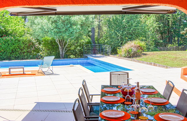 4 bedroom House in Bagnols-en-Forêt with private pool and garden - Photo 11