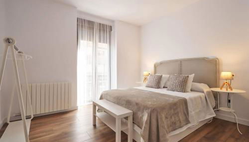 Amplio alojamiento centro barrio del Oeste - Photo 3