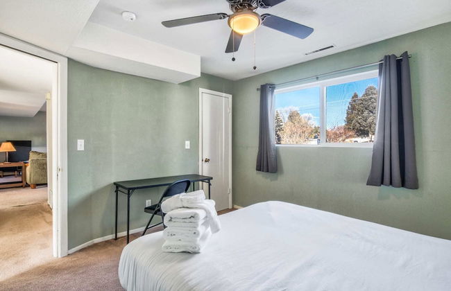 2BR Pikes Peak Views Garden of Gods Dog-friendly! - Photo 11