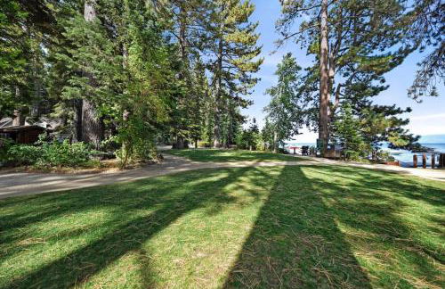 Tahoe City Retreat - For 8 - Foto 60