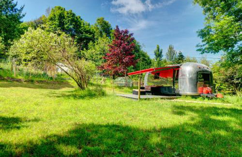 Vintage glamping Airstream with Farm Animals - Foto 15