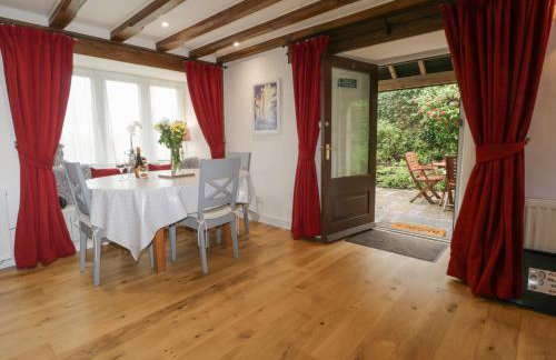 4 Barton Cottages - Photo 7