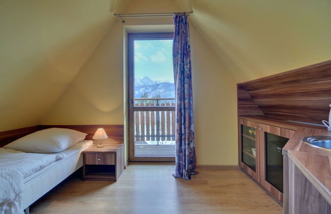 Willa Serafin - Photo 37