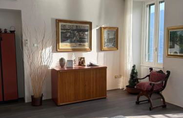 Simo House Stunning Lake View Balcony AC - Foto 16