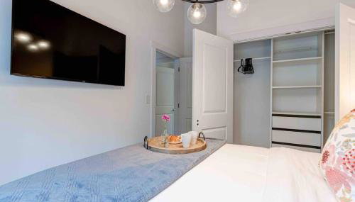 Luxury Modern Cabin with Hot Tub - Foto 2