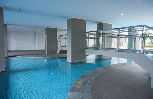 Fully Furnished Studio at Green Park View Apartment - Photo 12