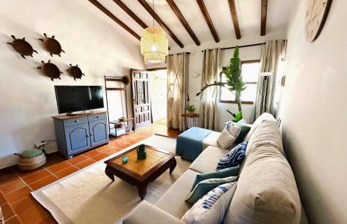 MASÍA de SAN JUAN CASA NÚMERO 15 en Castillo con piscina, Aire Acondicionado y terraza privada - Photo 8